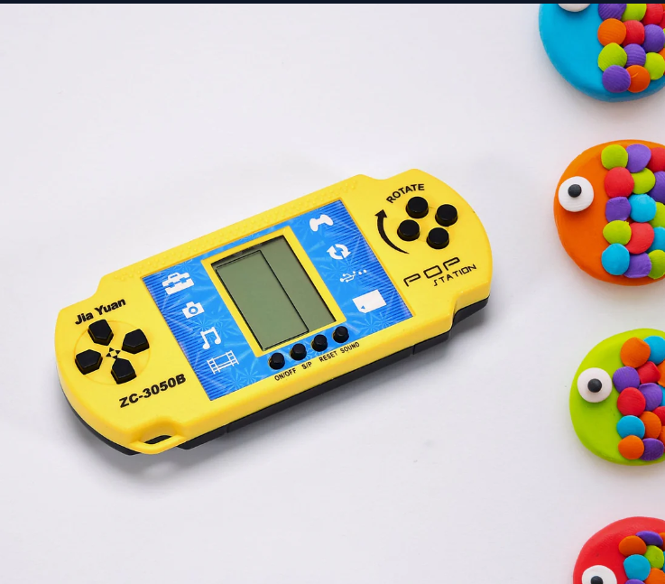 Handheld Video Game – Retro Fun Pocket Console
