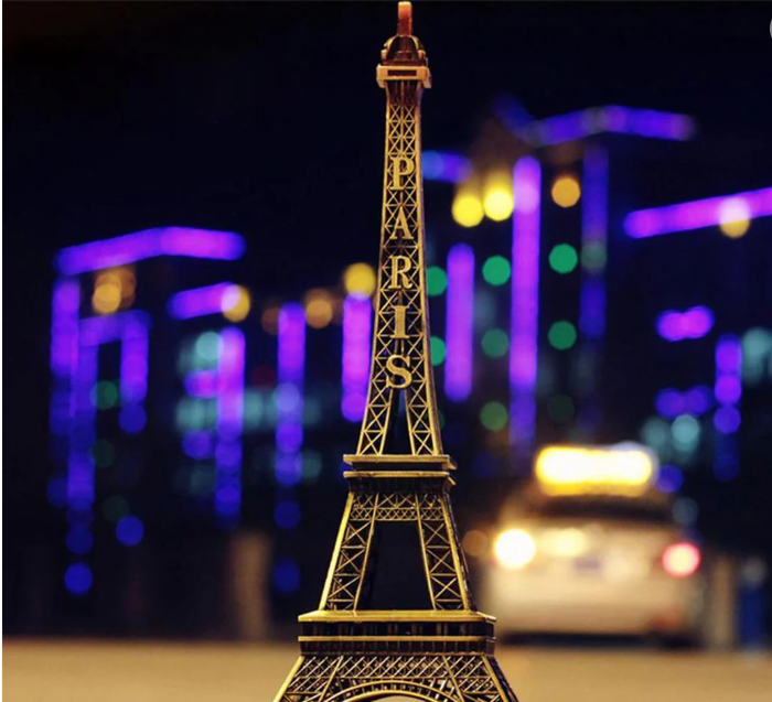 Eiffel Tower Statue – Antique Metal Paris Landmark